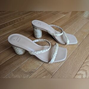Wicker-Like 2 Strap Block Heels